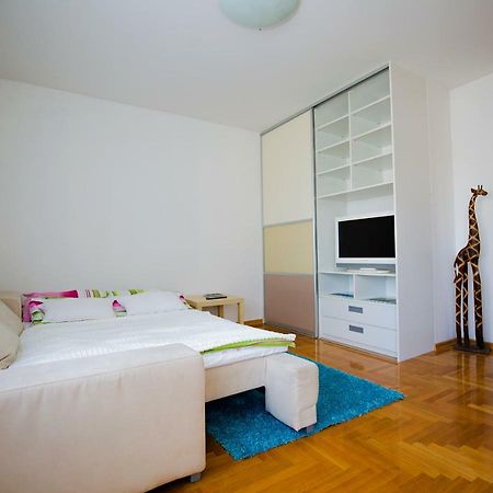Apartment Luka Zagreb Exterior photo