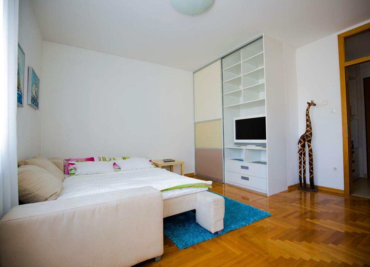Apartment Luka Zagreb Exterior photo